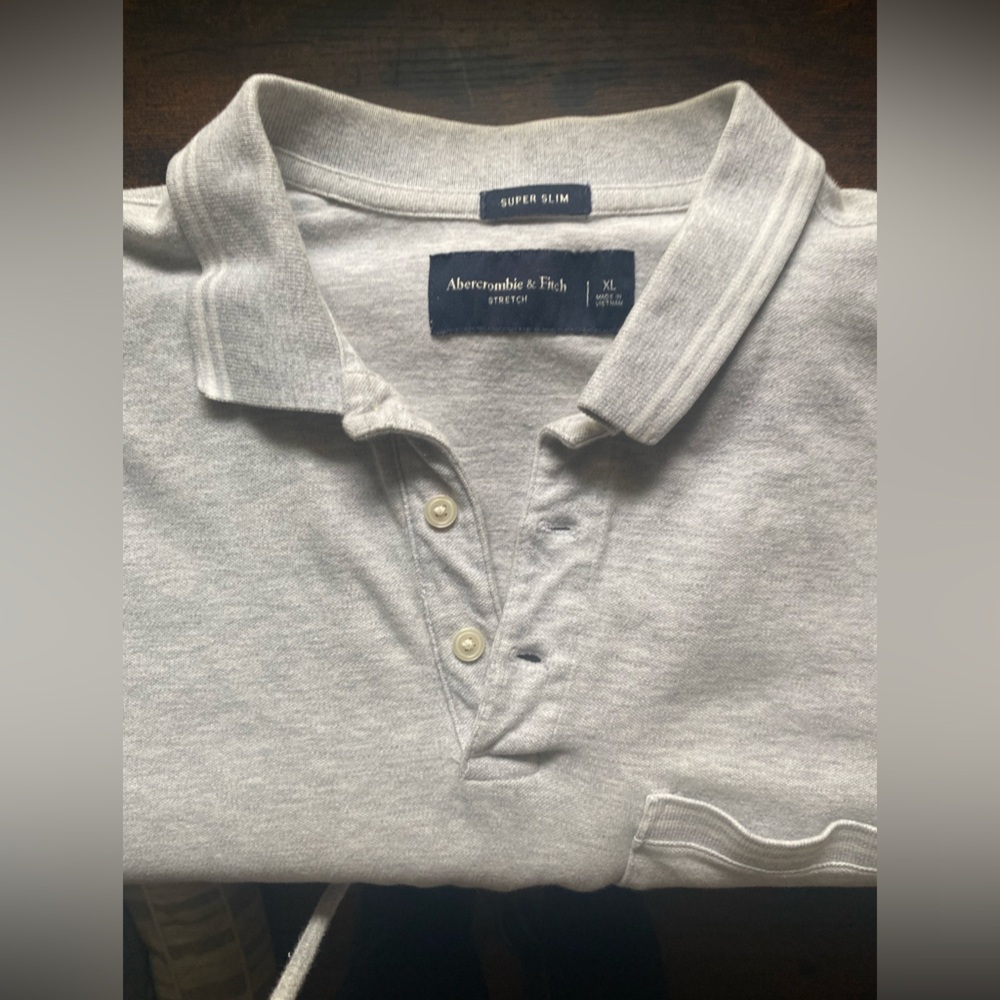 Abercrombie & Fitch Light Gray Polo